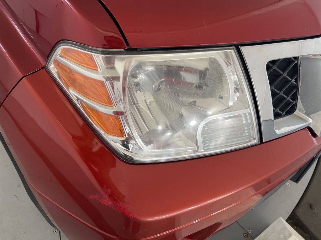 Used 2018 Nissan Frontier SV image 26