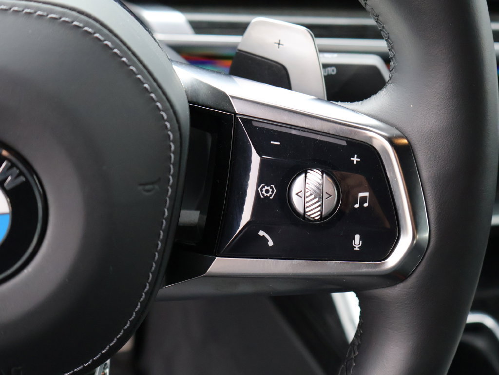 Certified 2026 BMW 740i xDrive AWD/4WD image 57