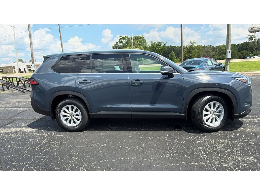 New 2026 Toyota Grand Highlander AWD image 10