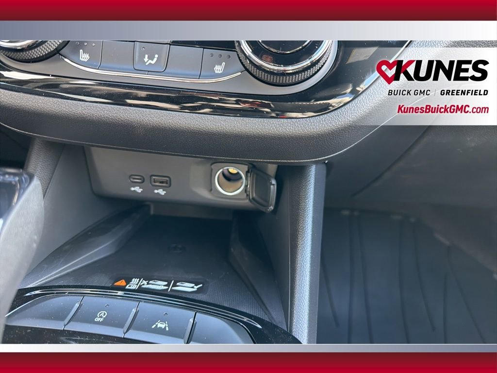 New 2026 Buick Envista Sport Touring image 36
