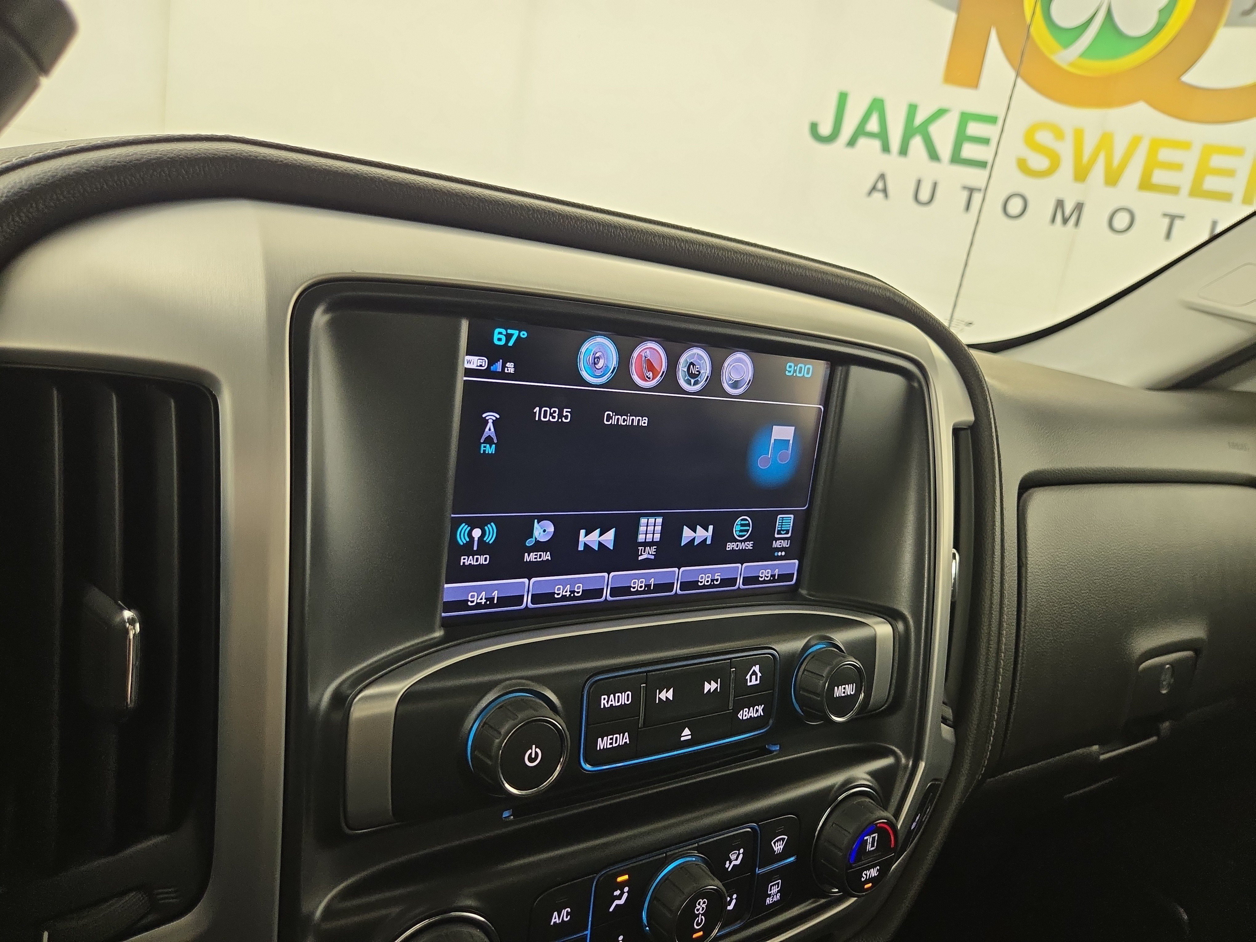 Used 2017 GMC Sierra 1500 SLT w/ Suspension Package, Off-Road AWD/4WD image 19