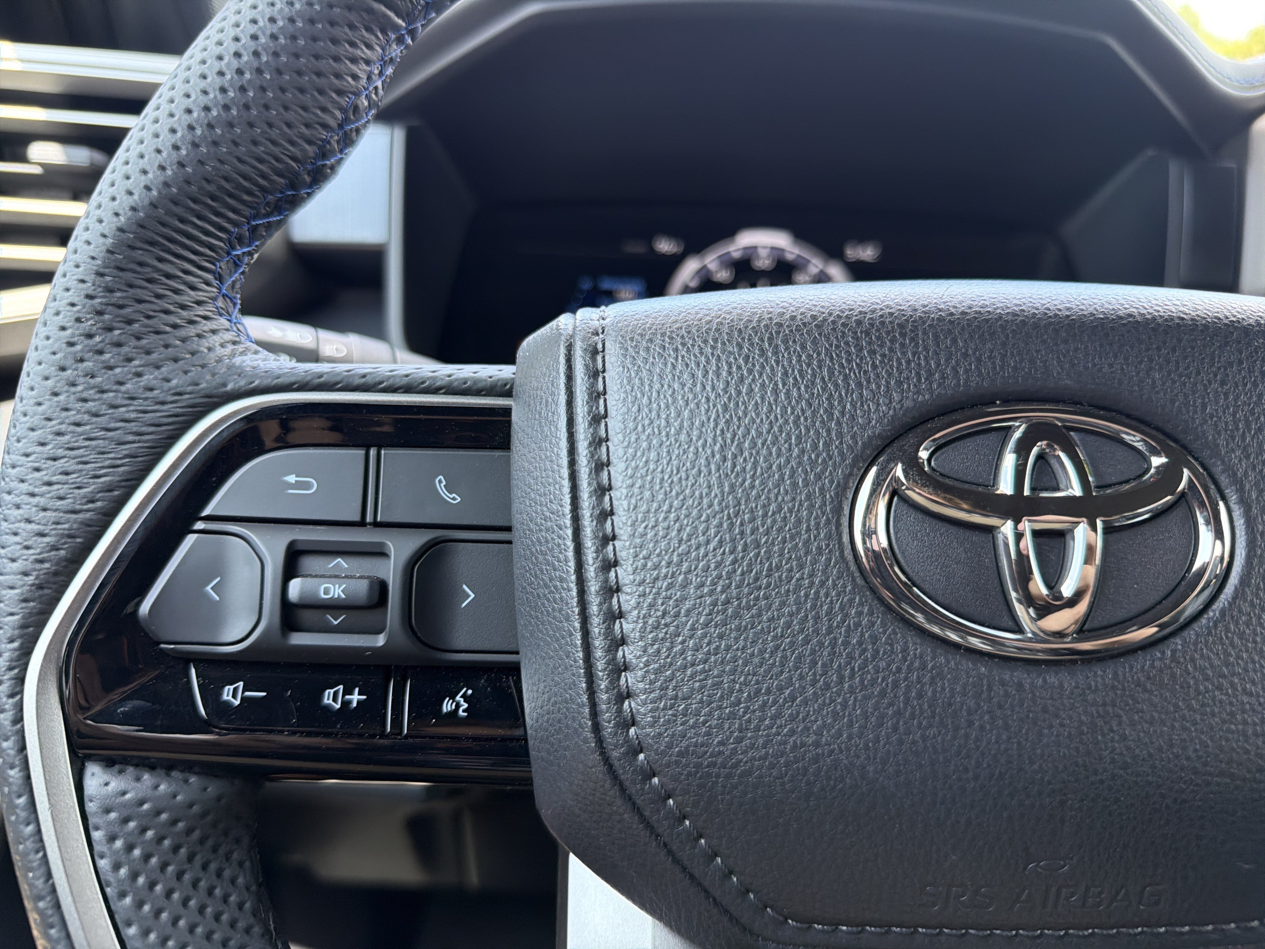 Certified 2026 Toyota Sequoia Platinum AWD/4WD image 10