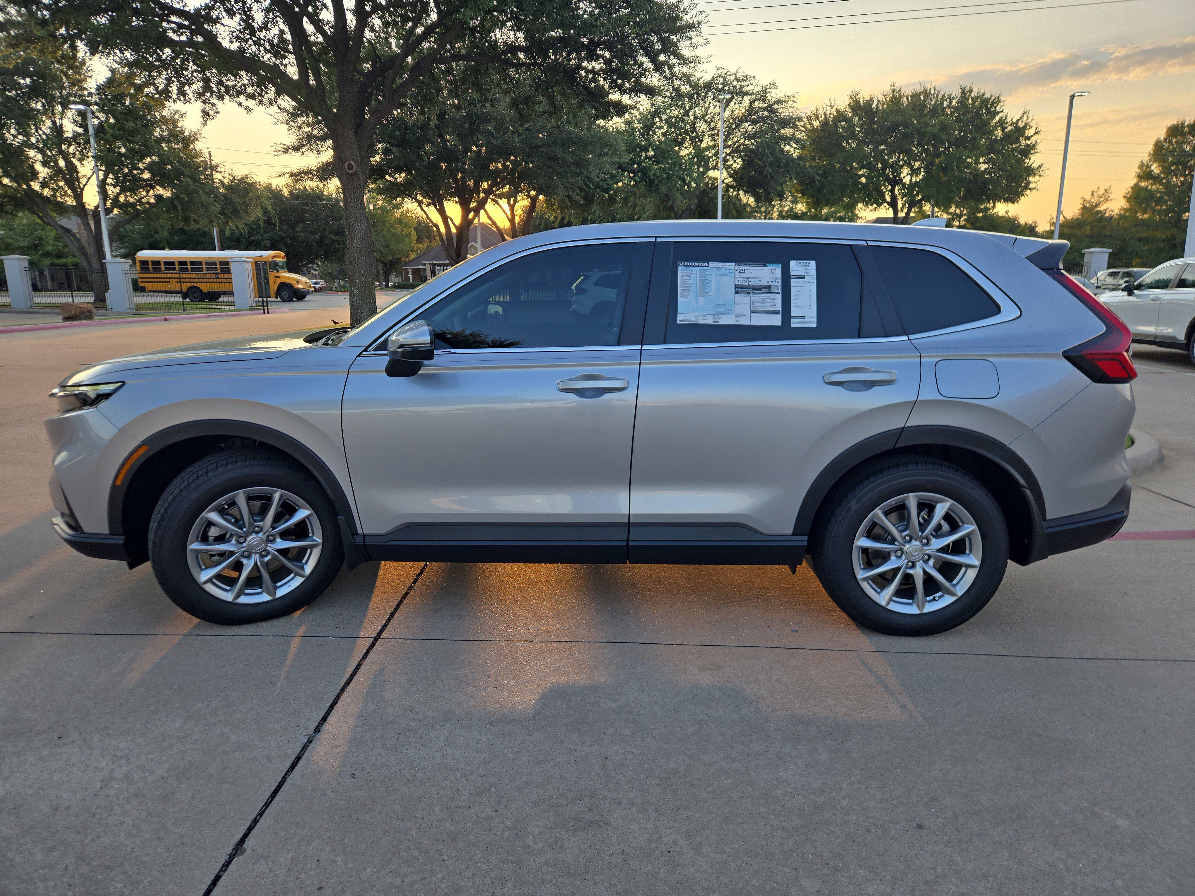 New 2027 Honda CR-V EX image 6