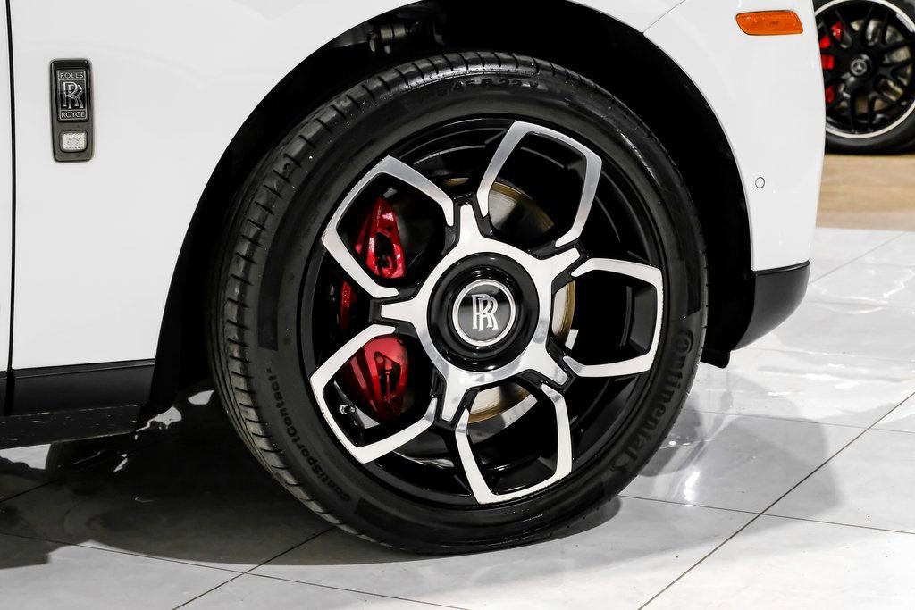 Used 2022 Rolls-Royce Cullinan Black Badge AWD/4WD image 50