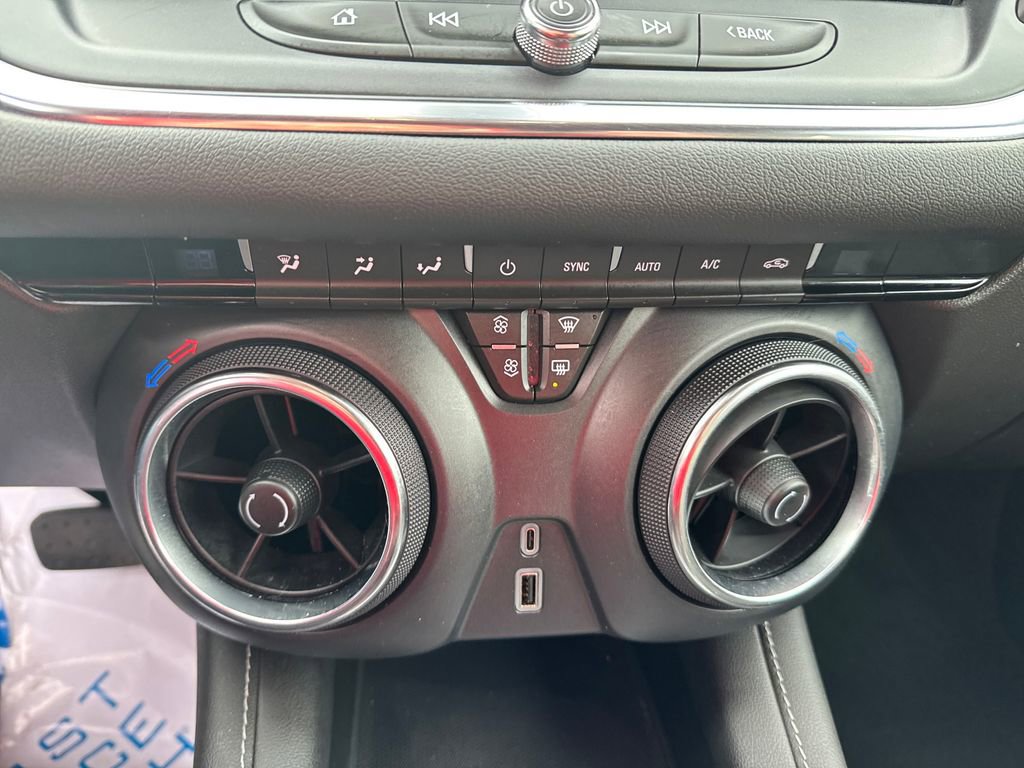 Used 2023 Chevrolet Blazer LT w/ Midnight/Sport Edition image 24