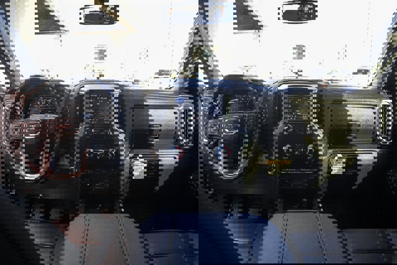 Used 2023 GMC Sierra 2500 SLT w/ SLT Premium Package image 28