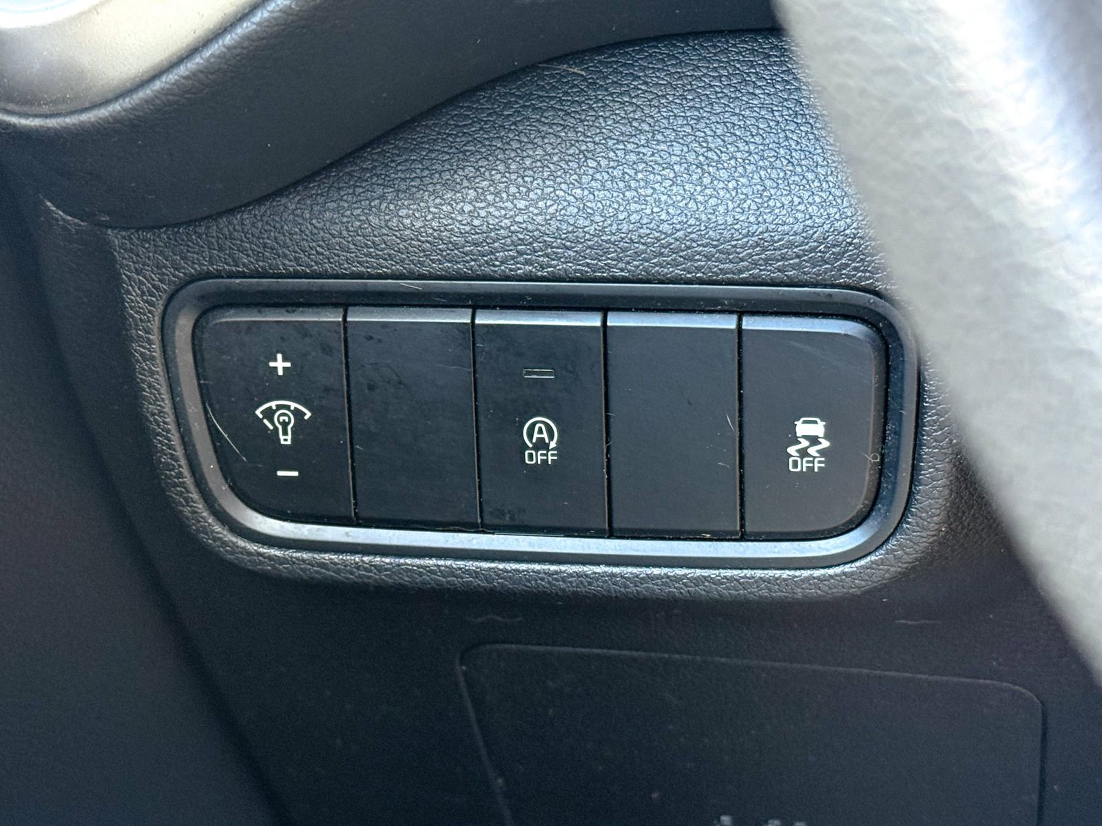 Used 2020 Kia Soul LX image 28