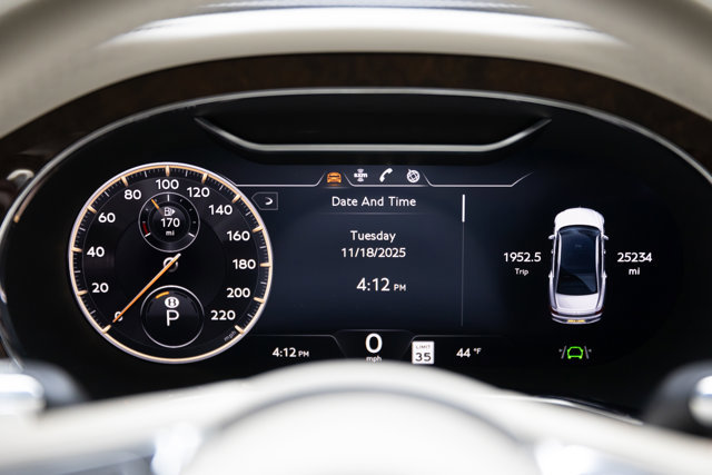 Used 2021 Bentley Flying Spur W12 image 76