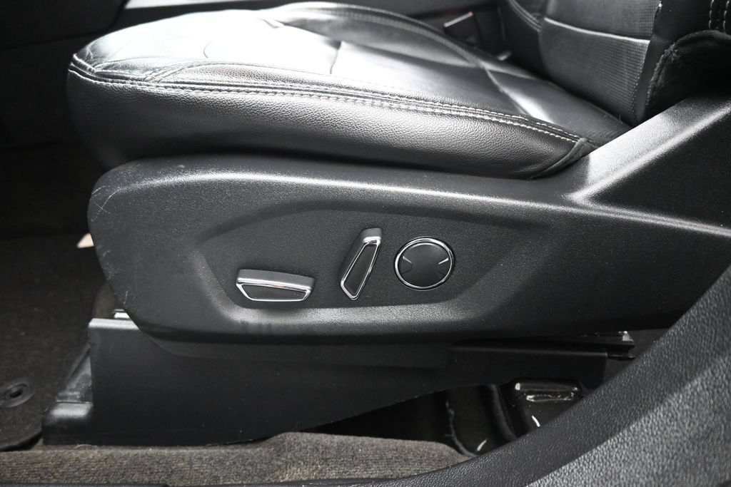 Used 2017 Ford Explorer Limited FWD image 11
