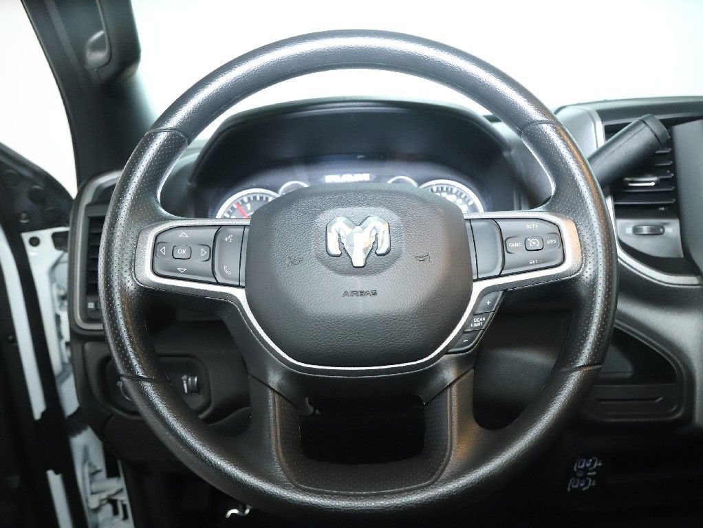 Used 2024 RAM 3500 Tradesman w/ Chrome Appearance Group AWD/4WD image 21