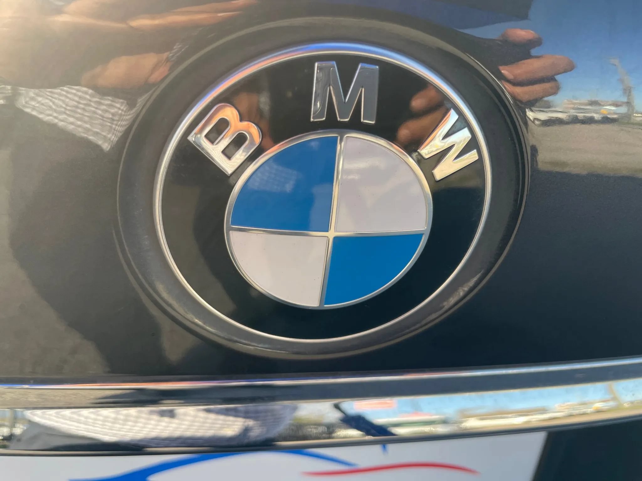 Used 2018 BMW 740i RWD image 9