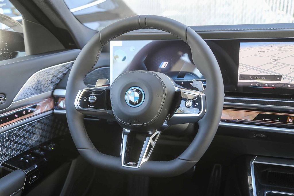 New 2026 BMW 750e xDrive w/ Premium Package AWD/4WD image 12
