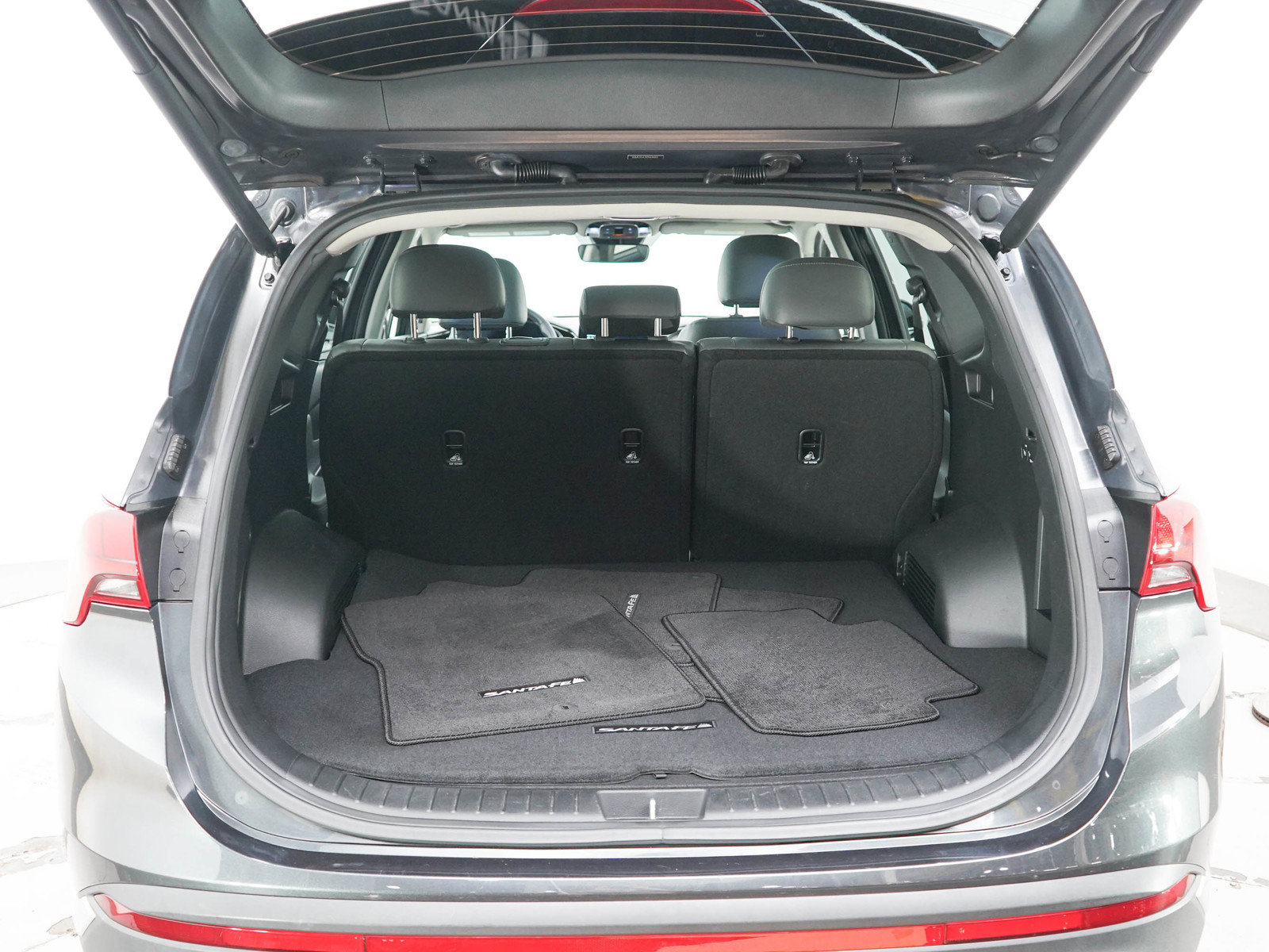 Used 2023 Hyundai Santa Fe SEL w/ Premium Package AWD/4WD image 16