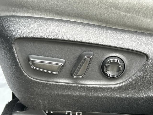 Used 2022 Toyota Highlander Bronze Edition AWD/4WD image 20