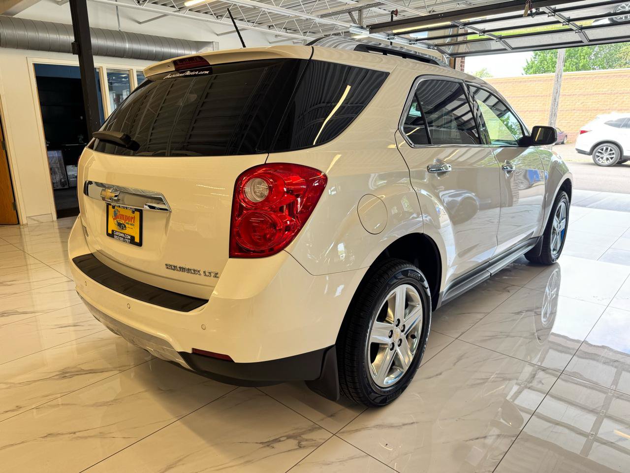 Used 2015 Chevrolet Equinox LTZ FWD image 5