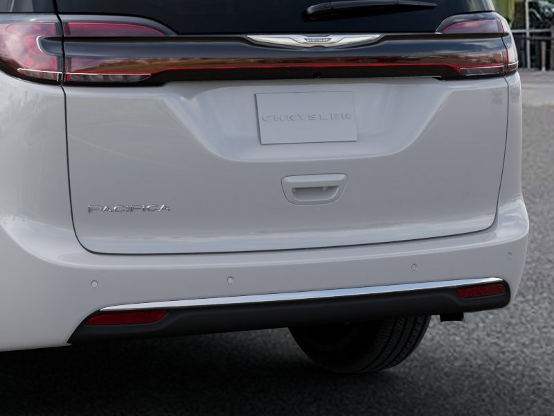 New 2026 Chrysler Pacifica Select image 13
