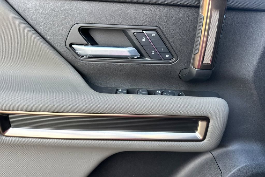 New 2025 GMC Hummer EV 2X w/ Extreme Off-Road Package AWD/4WD image 8