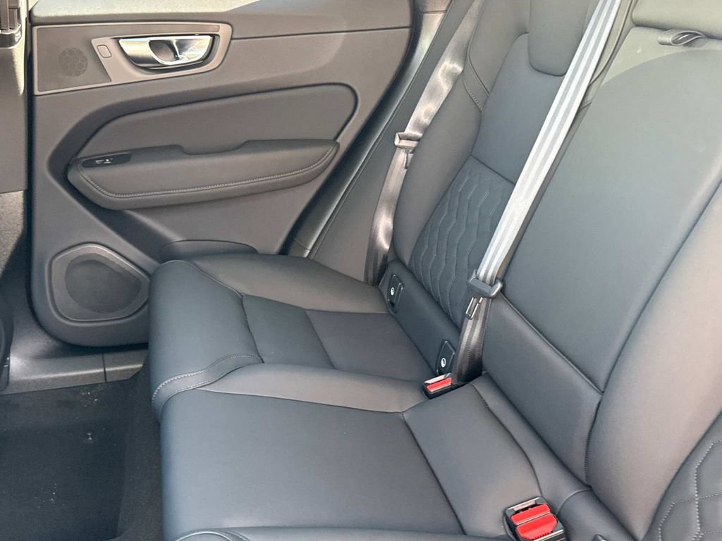 Used 2026 Volvo XC60 B5 Plus w/ Protection Package Premier AWD/4WD image 13