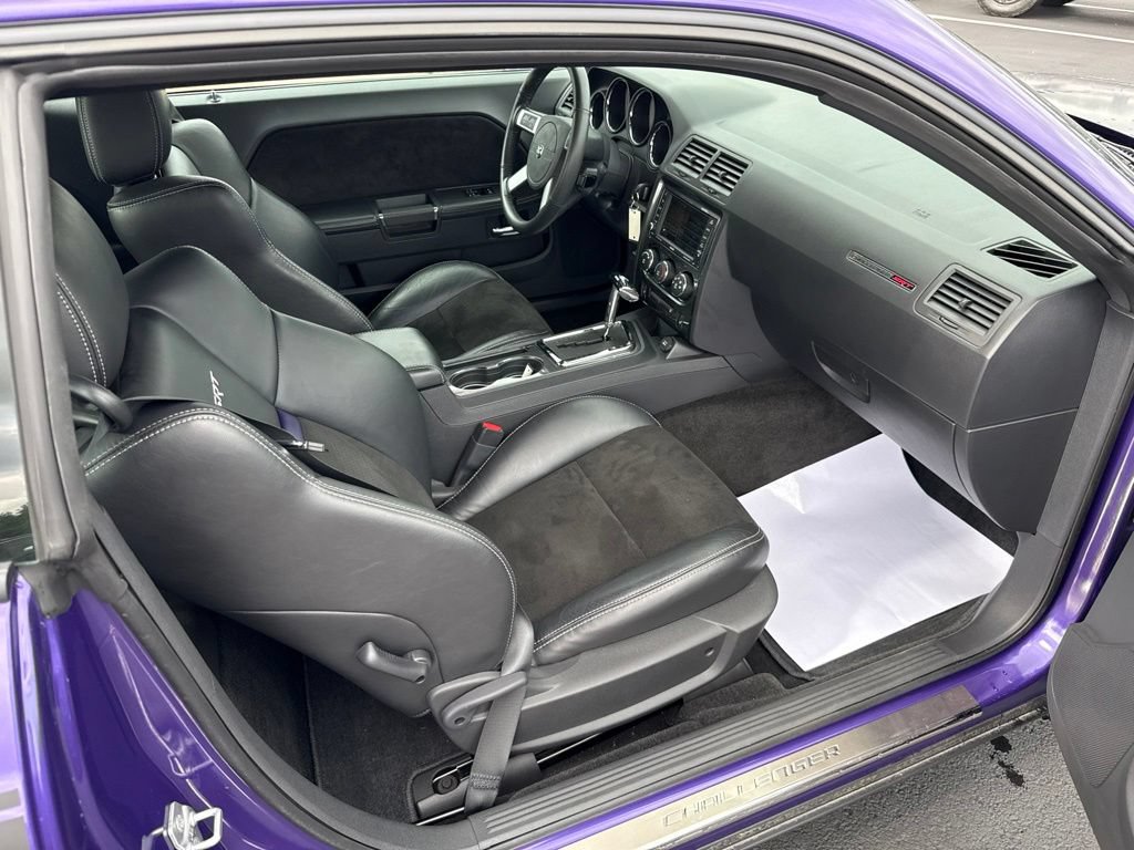 Used 2010 Dodge Challenger SRT8 w/ SRT Option Group II RWD image 12