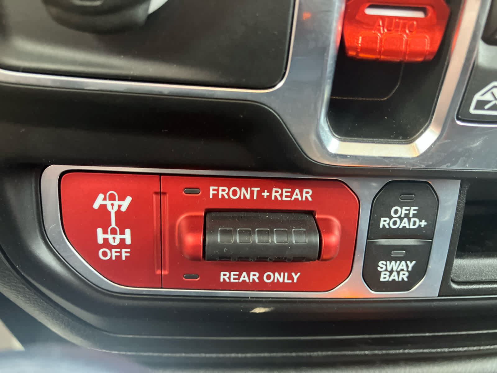 Used 2022 Jeep Gladiator Rubicon w/ Cold Weather Group AWD/4WD image 31