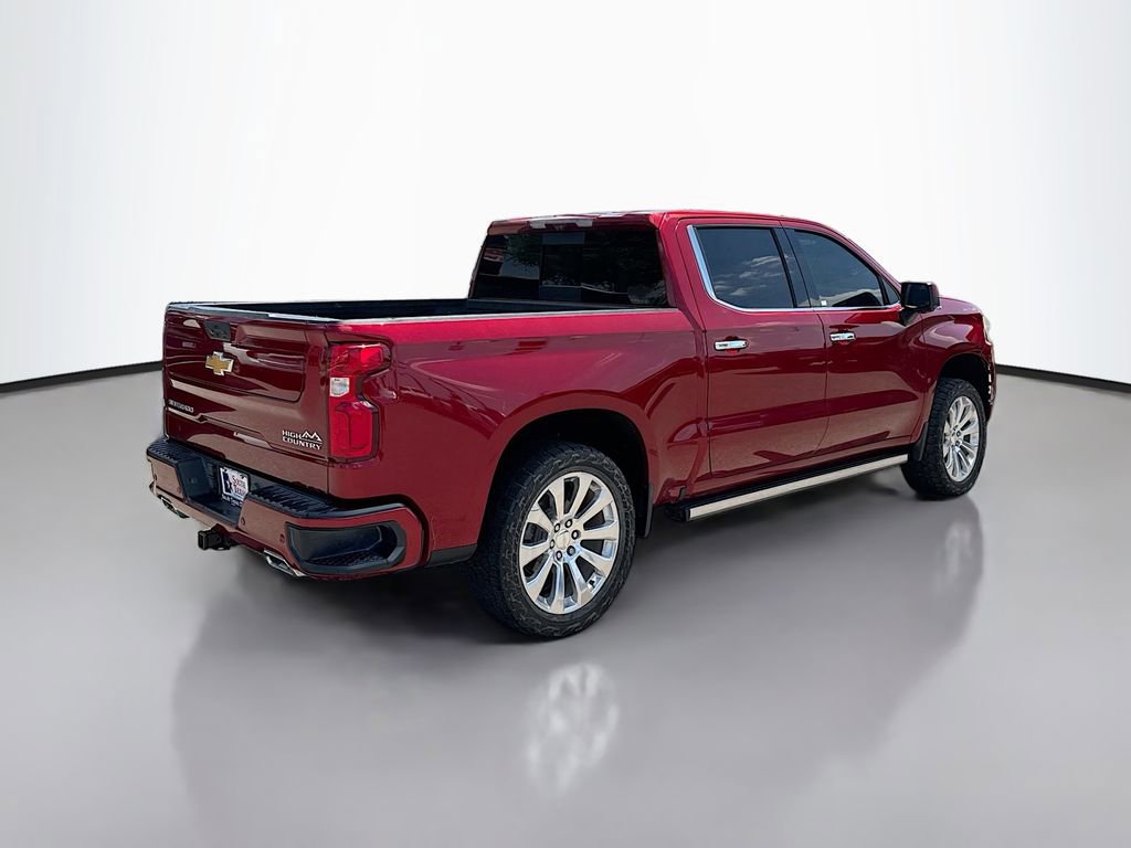 Used 2022 Chevrolet Silverado 1500 High Country w/ Technology Package AWD/4WD image 7