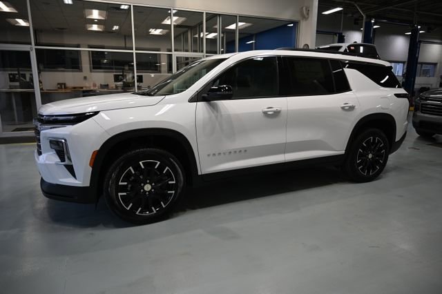 New 2026 Chevrolet Traverse LT w/ Sun and Wheel Package image 7