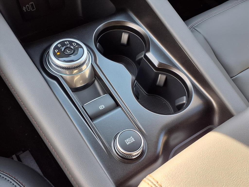 New 2026 Ford Explorer Active w/ Active Comfort Package image 11