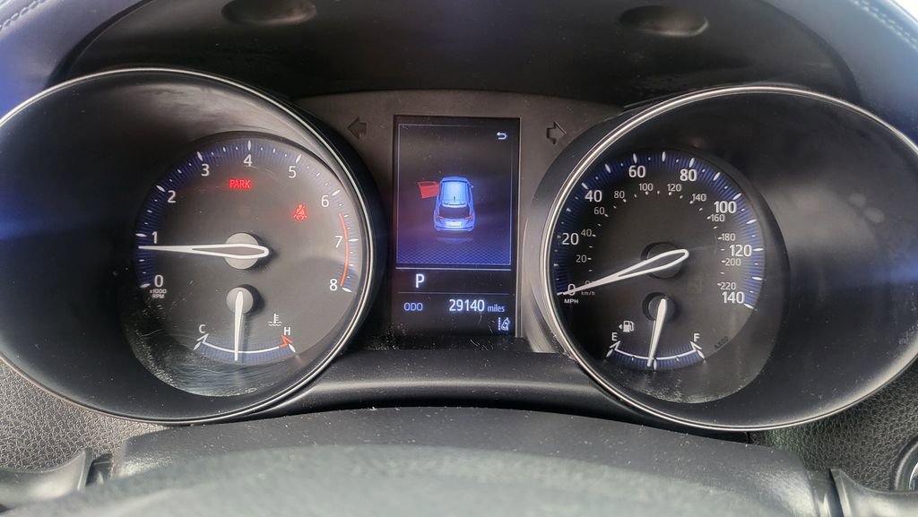 Used 2020 Toyota C-HR XLE FWD image 28