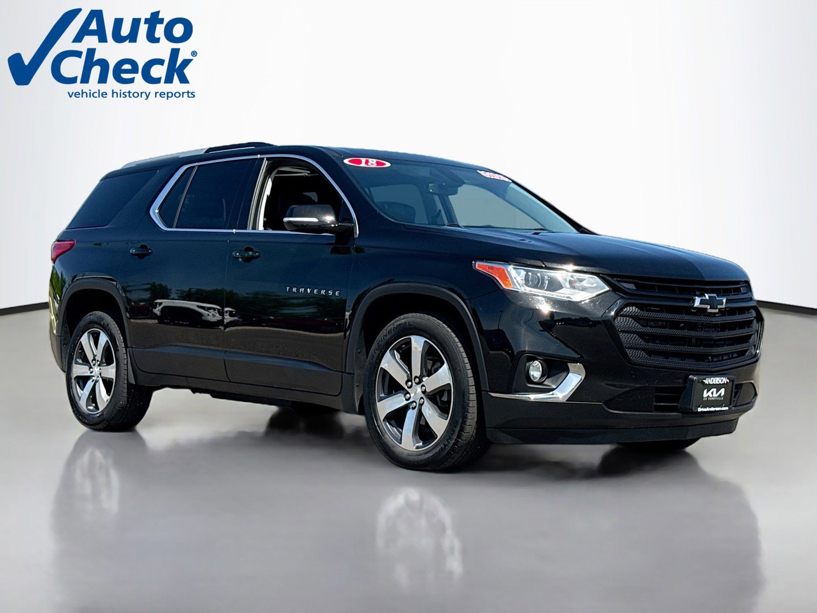 Used 2018 Chevrolet Traverse LT AWD/4WD image 1