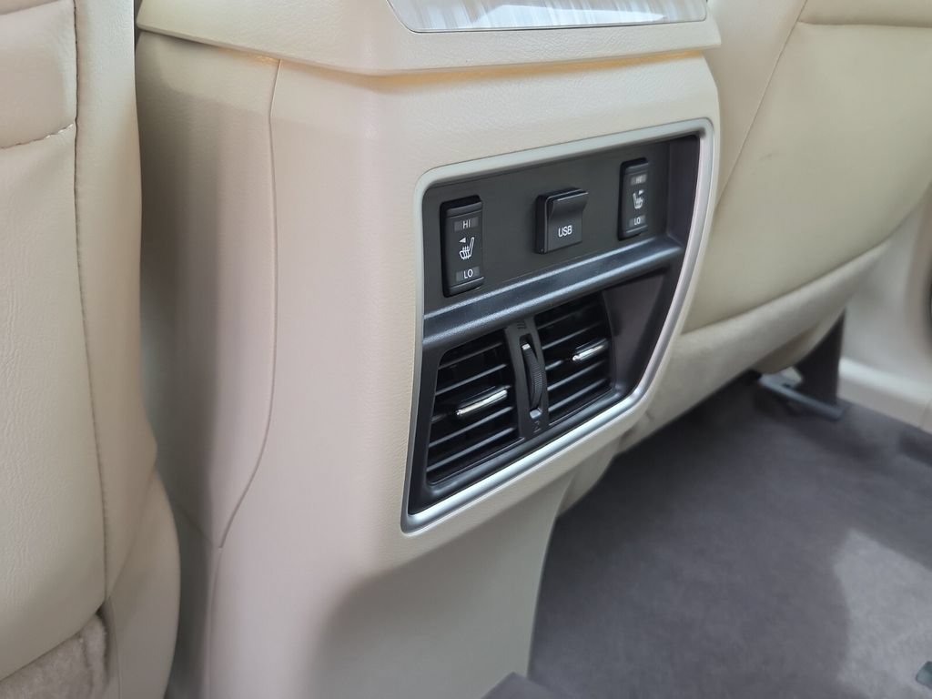 Used 2018 Nissan Murano SL w/ Cargo Package FWD image 16