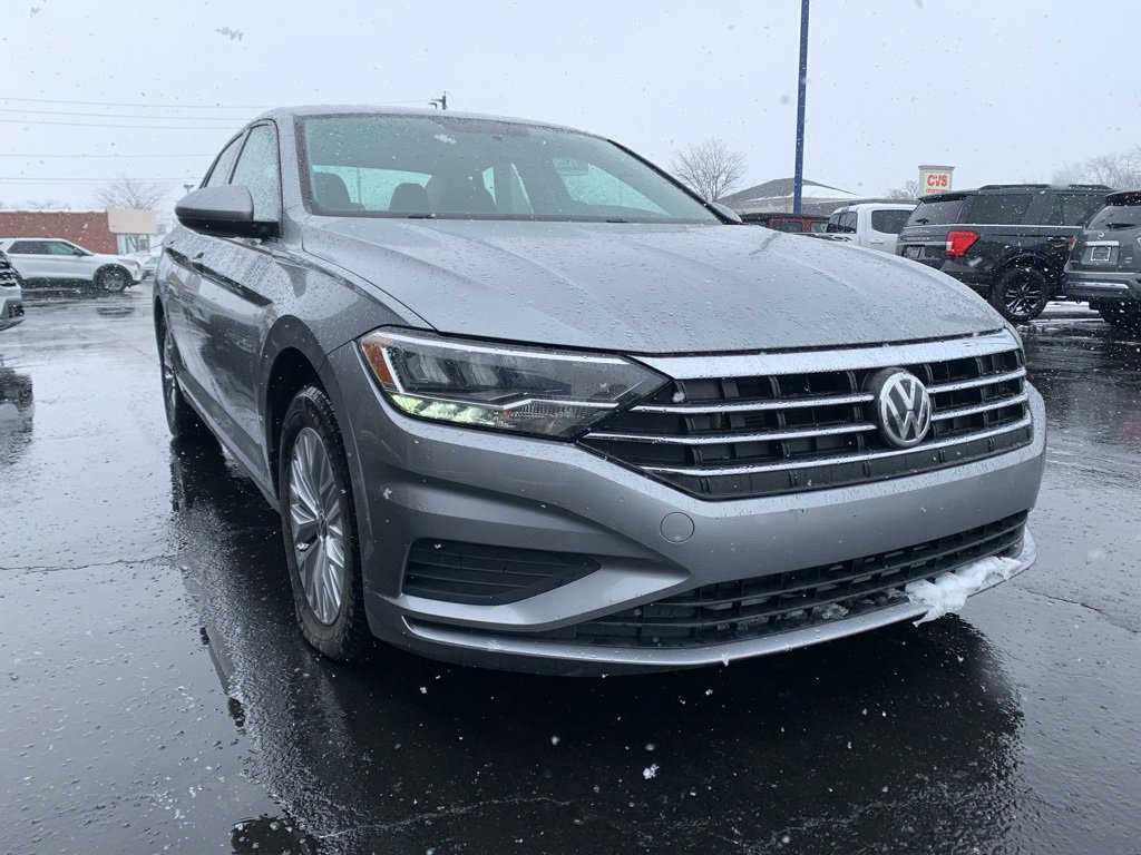 Used 2020 Volkswagen Jetta S image 1