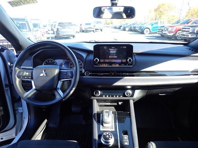 Used 2022 Mitsubishi Outlander SEL Black Edition image 20