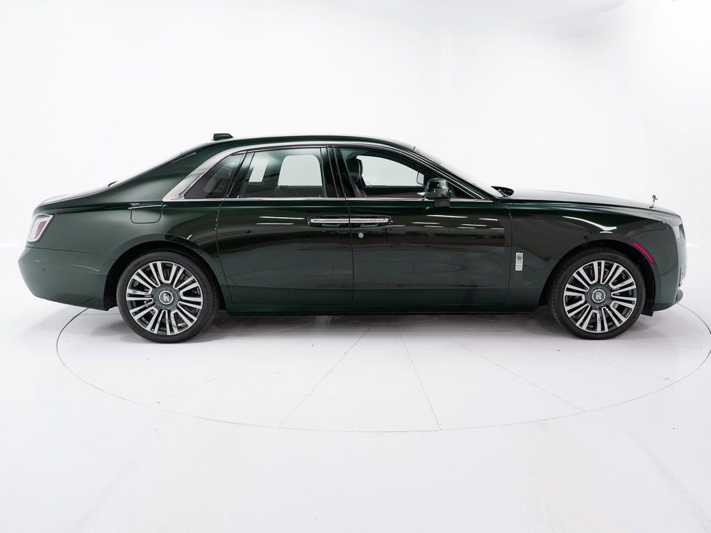 Used 2025 Rolls-Royce Ghost image 6