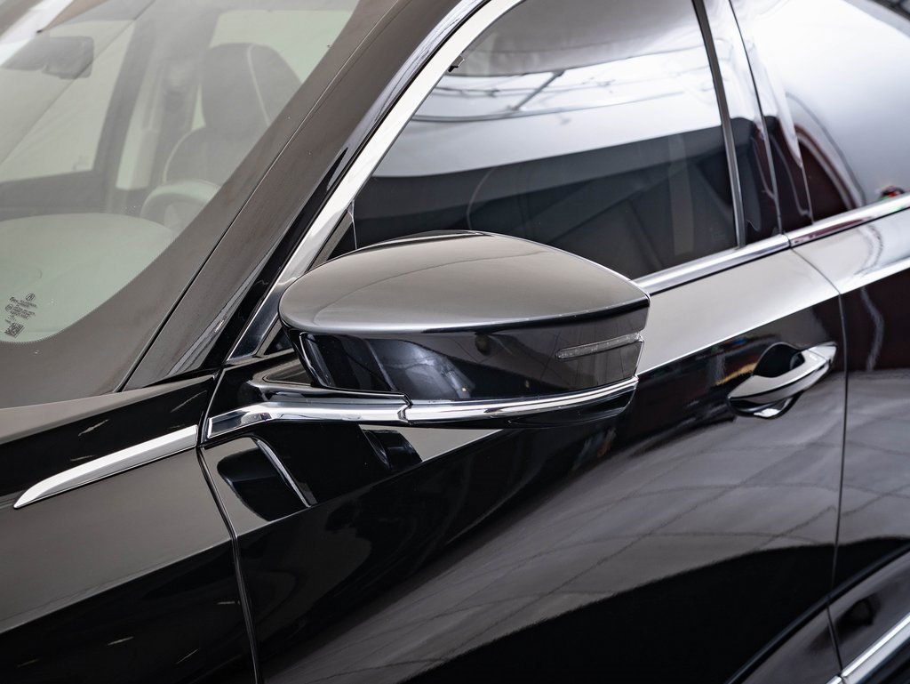 Used 2023 Acura MDX SH-AWD w/ Advance Package image 16