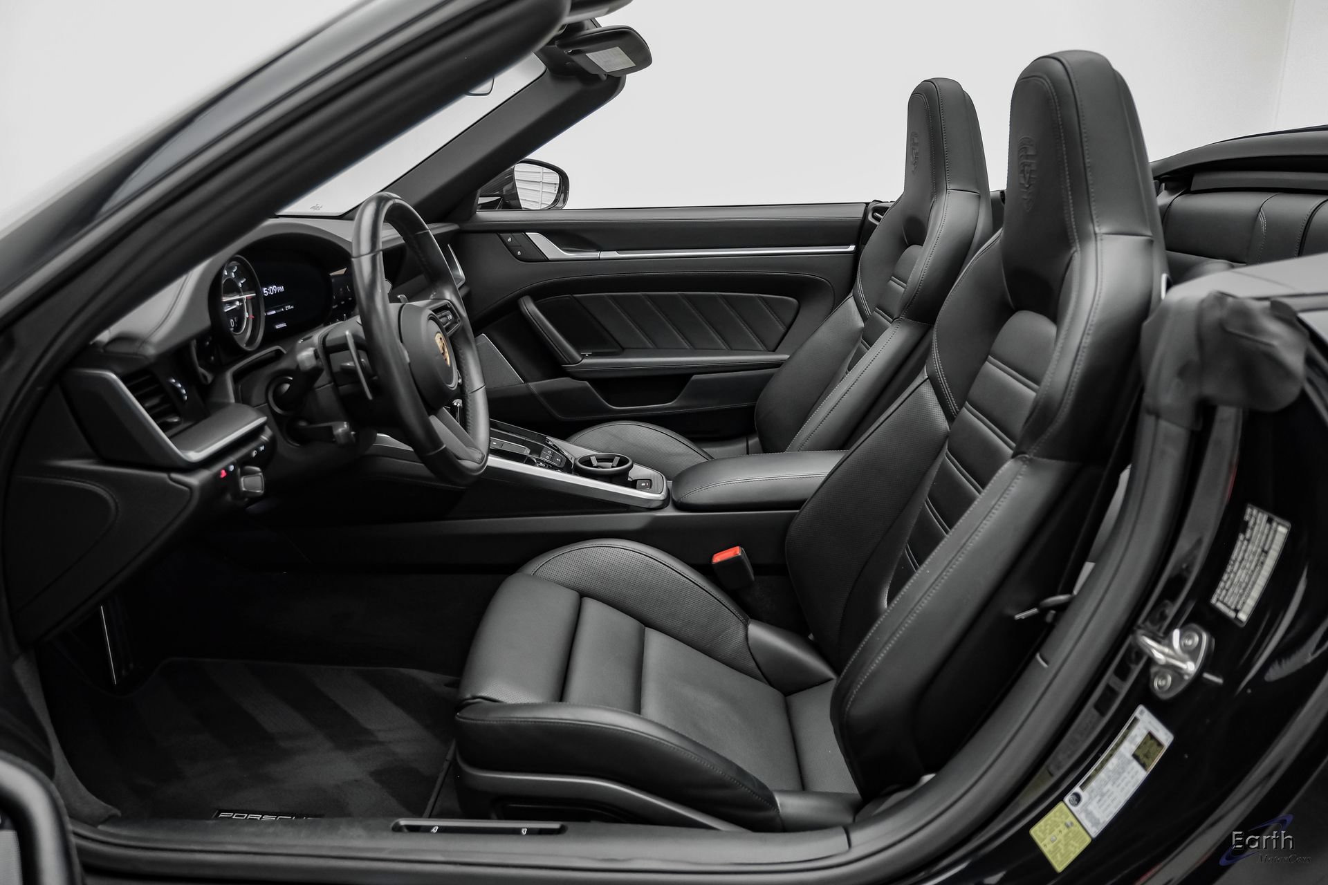 Used 2025 Porsche 911 Turbo S w/ Exterior Sport Package AWD/4WD image 46