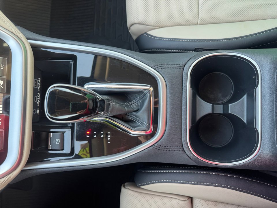 Used 2025 Subaru Outback Limited w/ Popular Package #2 image 24