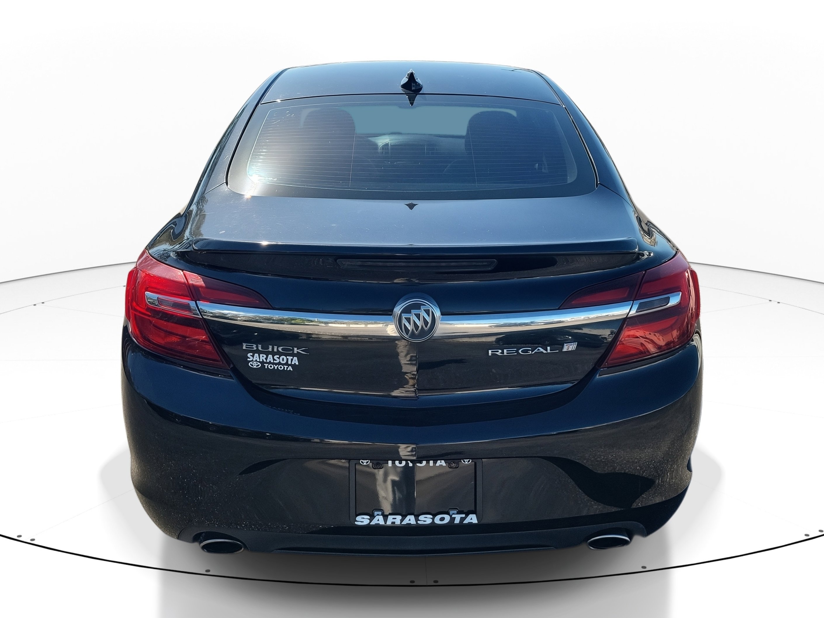 Used 2017 Buick Regal Sport Touring image 5