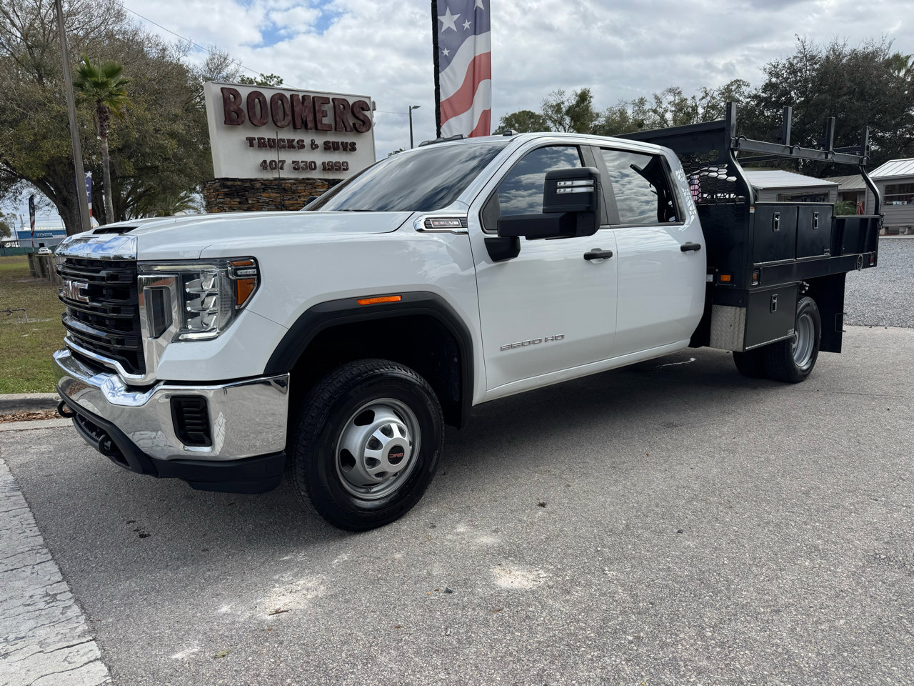 Used 2021 GMC Sierra 3500 2WD Crew Cab w/ Convenience Package image 1