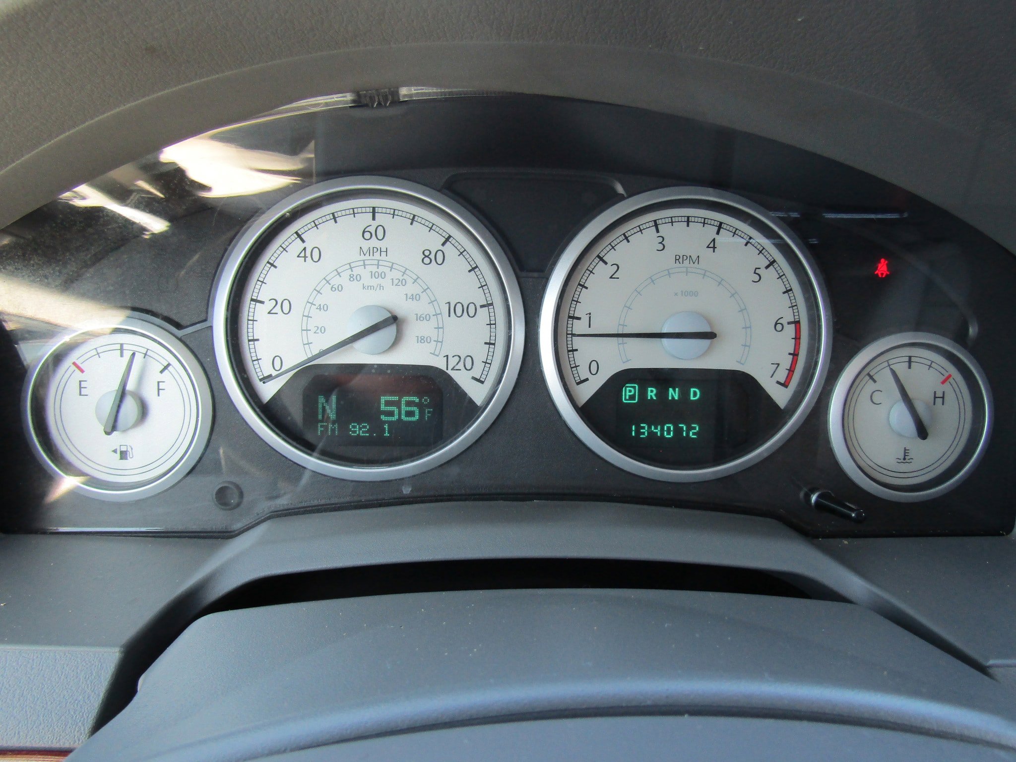 Used 2008 Chrysler Town & Country Touring FWD image 23
