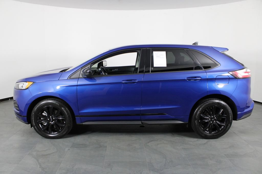 Used 2024 Ford Edge SE w/ Black Appearance Package image 10