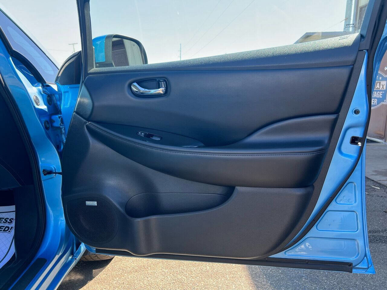 Used 2014 Nissan Leaf SL w/ Premium Package image 58