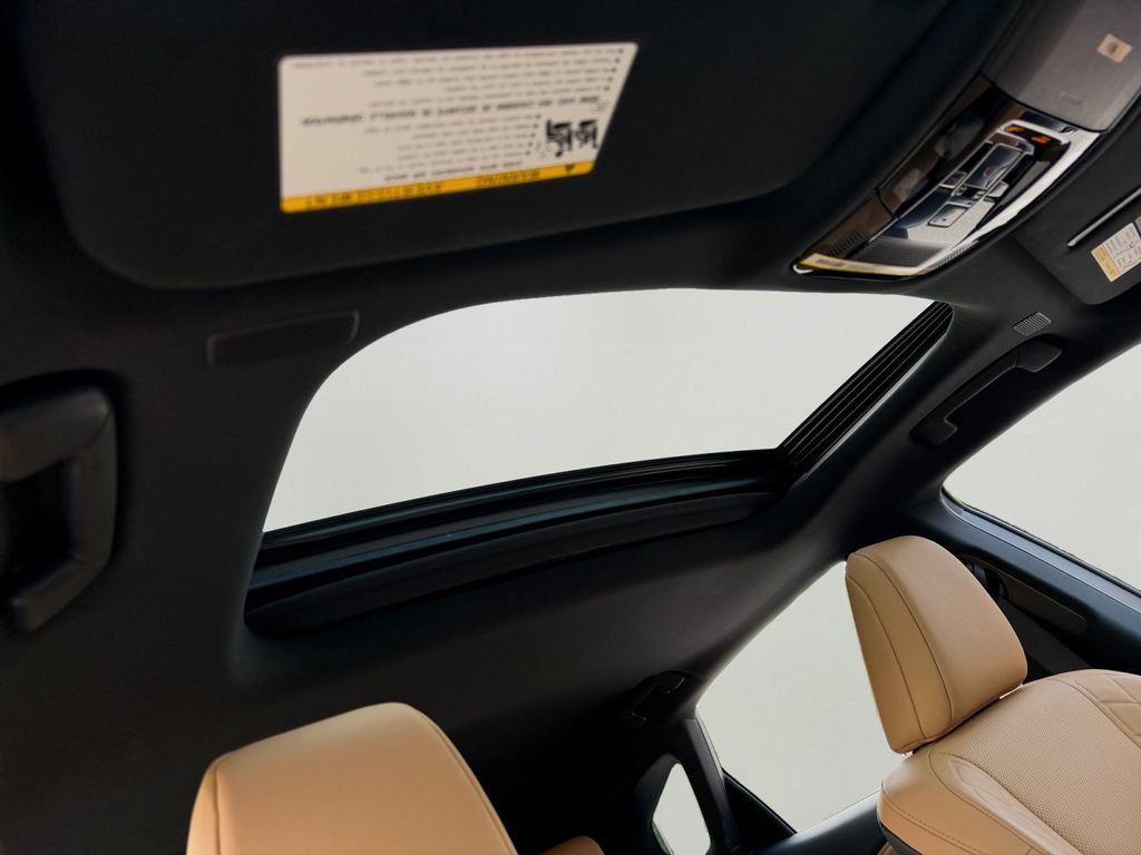 Certified 2025 Lexus RX 350h AWD/4WD image 7