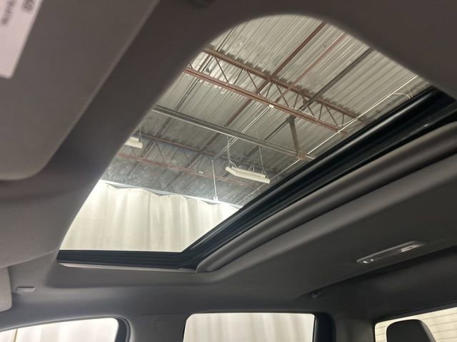 Used 2022 Chevrolet Silverado 1500 LT Trail Boss w/ Convenience Package II image 23