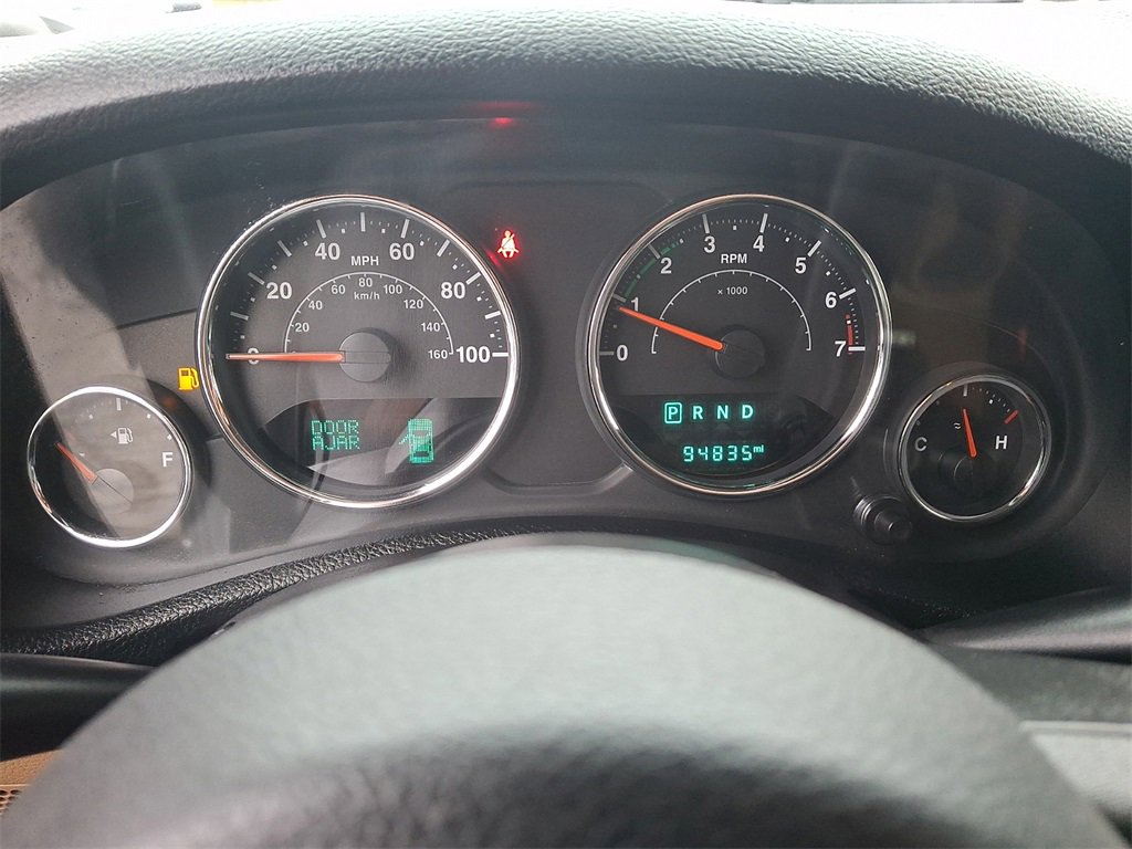 Used 2017 Jeep Wrangler Unlimited Sahara w/ Connectivity Group image 20