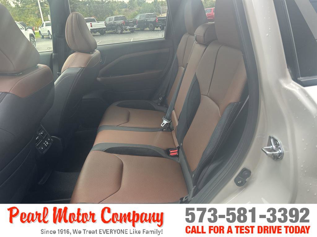 Used 2025 Subaru Forester Touring w/ Popular Package - Touring image 21