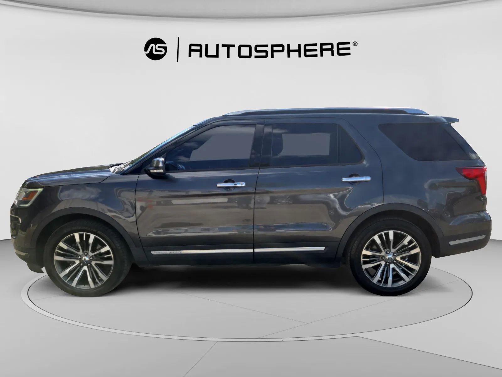 Used 2019 Ford Explorer Platinum image 5