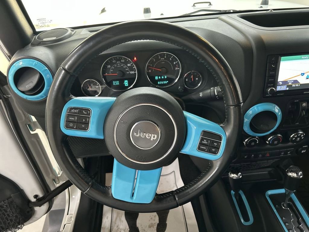 Used 2017 Jeep Wrangler Unlimited Sahara w/ Connectivity Group AWD/4WD image 4