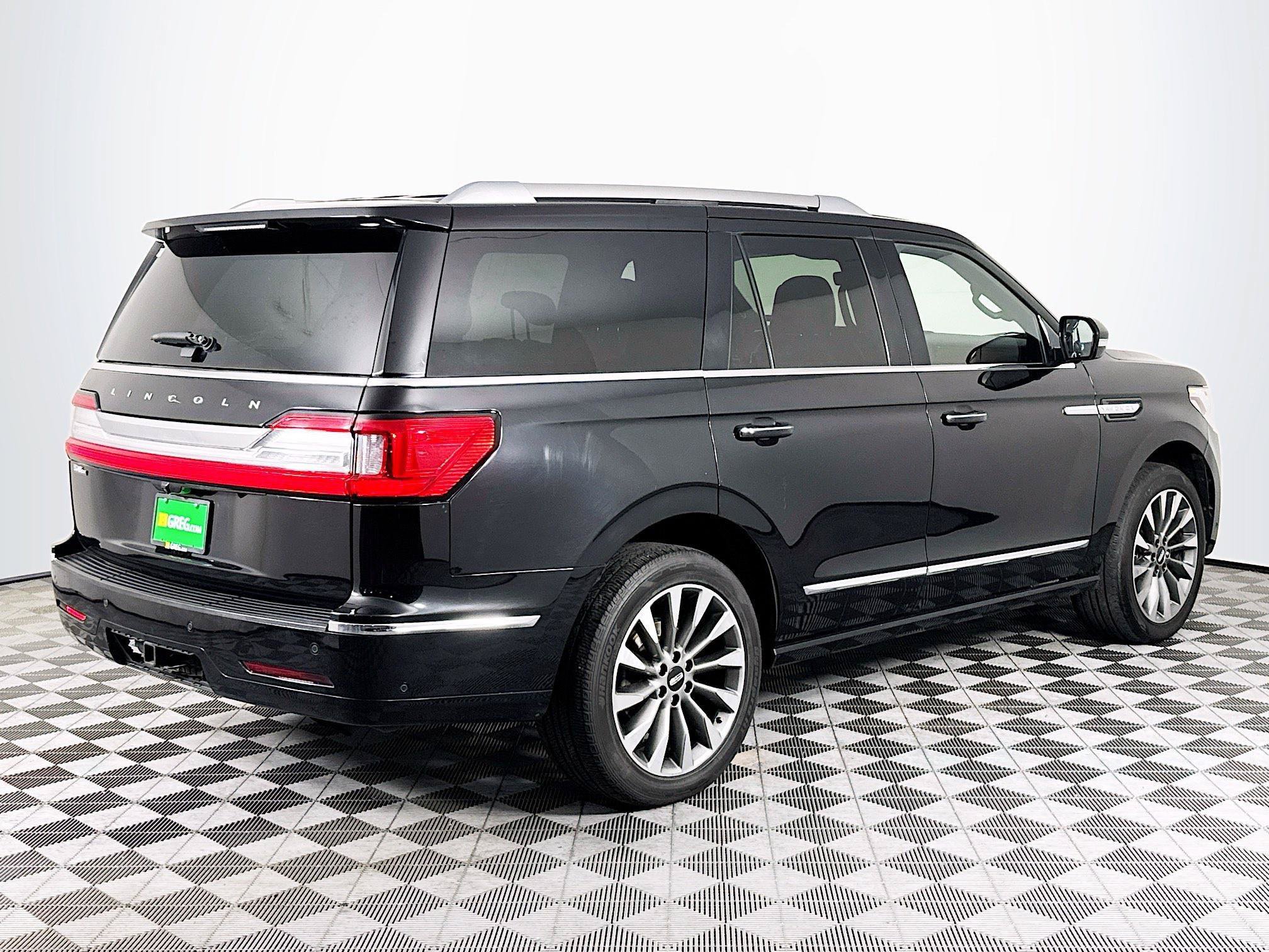 Used 2020 Lincoln Navigator Reserve w/ Luxury Package AWD/4WD image 8