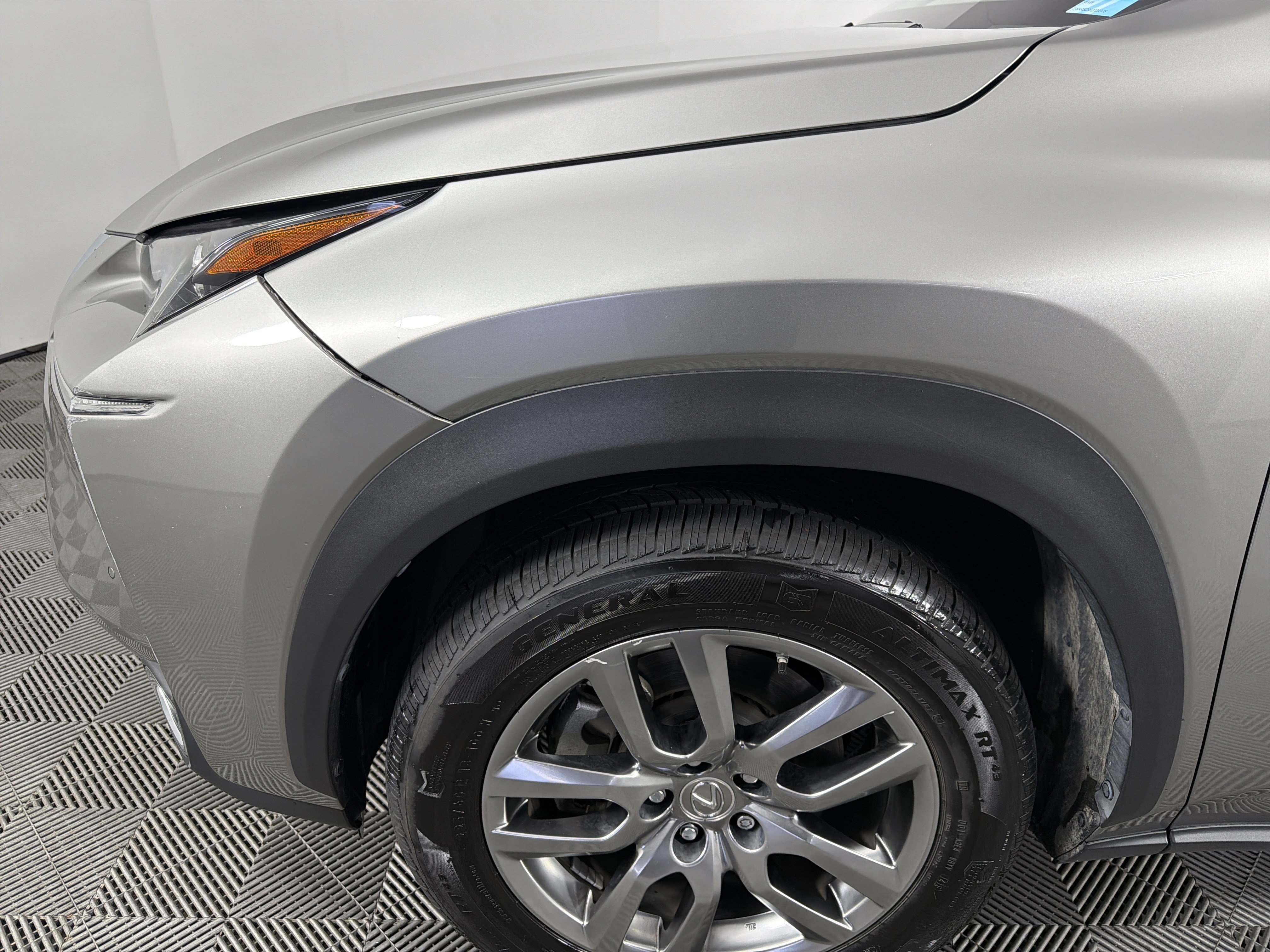 Used 2015 Lexus NX 200t AWD w/ Premium Package image 5