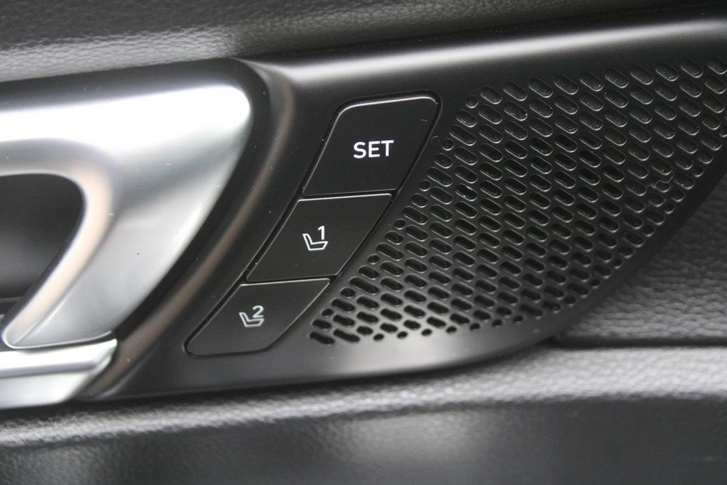 Used 2021 Kia Telluride SX w/ Nightfall Edition Package AWD/4WD image 24